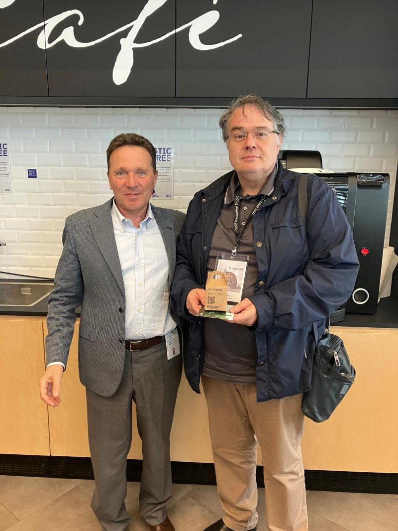 Orgogliosi di aver partecipato all'iniziativa del 2023, con altri Business Partner <a href="/IBMItalia/">IBM Italia</a> Storage, per raggiungere l'obiettivo di piantare 100.000 alberi!
L'albero consegnato rappresenta uno dei tanti piantati e il nostro impegno per un futuro più verde.  #Flash4Good