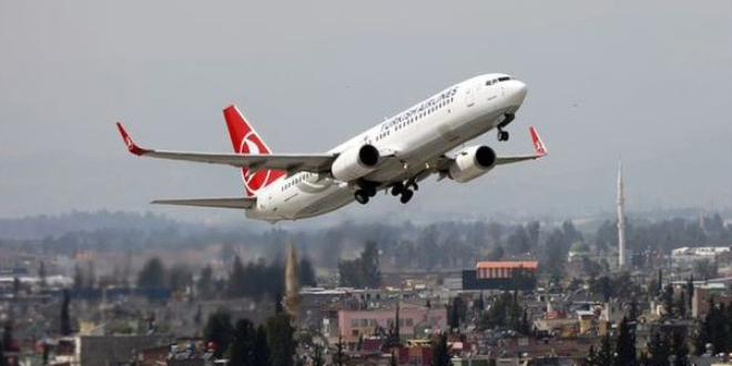 mtkhanX's tweet photo. TÜRK HAVA YOLLARI 'NIN "KUŞ UÇUŞU"

Türkiye 'nin gururu, bir dünya markası,

Meyve verip fondaş kalemşörler tarafından her fırsatta taşlanan ağaç, 

Neden taşlanıyor anlamak ister misiniz? O zaman kemerlerinizi bağlayın,koltuklarınızı dik pozisyona getirin. 

Bilgisel başlıyor✈️