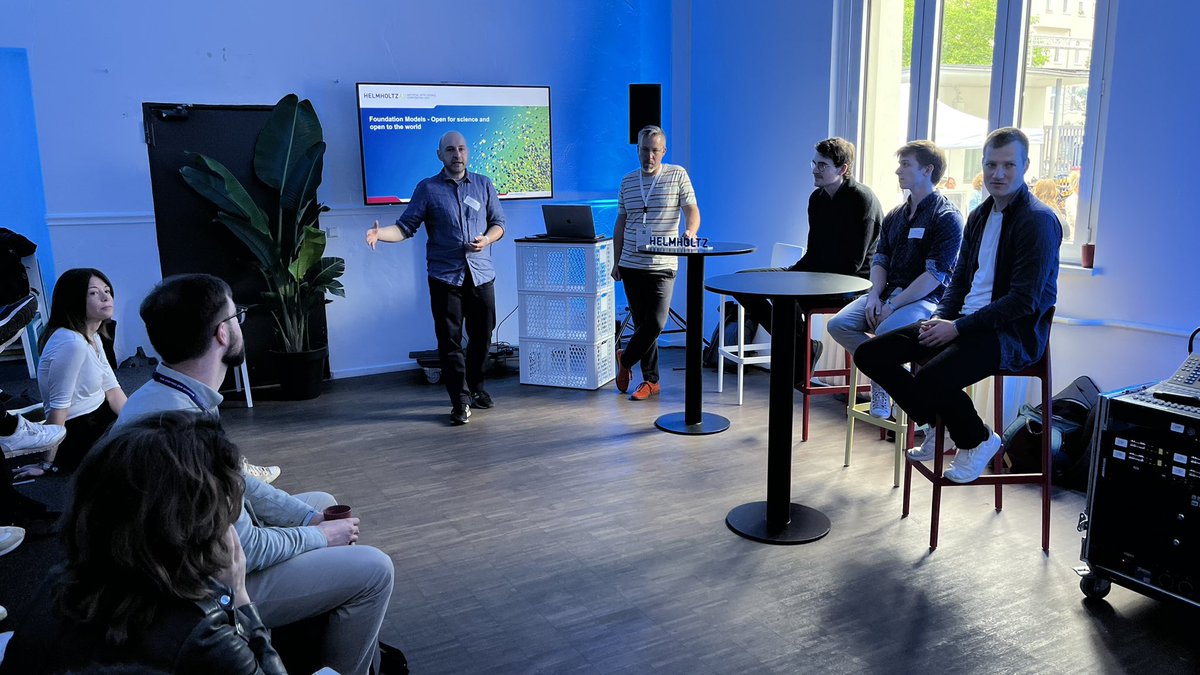 Helmholtz tweet media