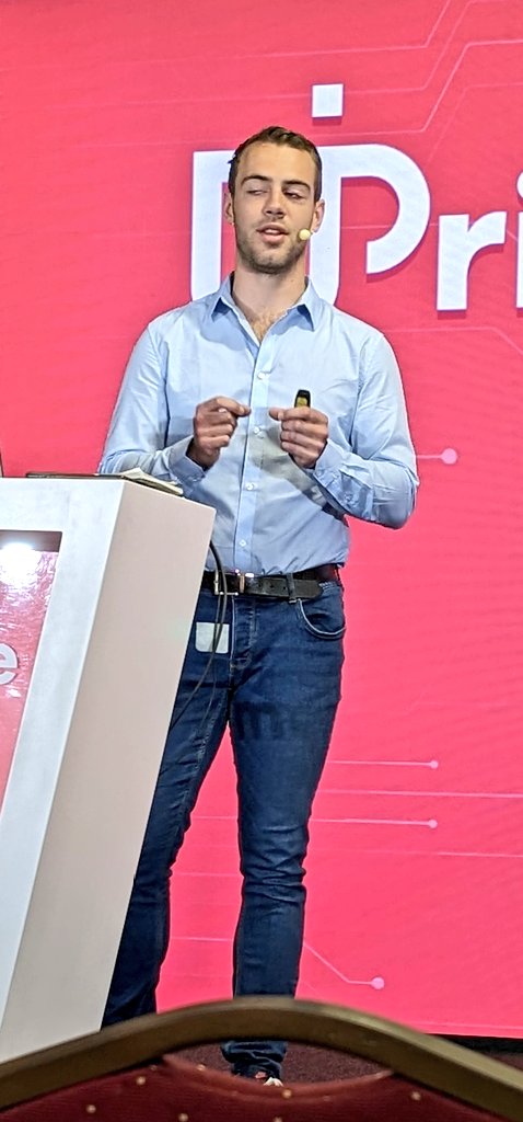 vilojona's tweet image. Time for the great @rick_ossies talking about #errorprone that will catch common programming mistakes at compile-time , at @jPrimeConf 2024