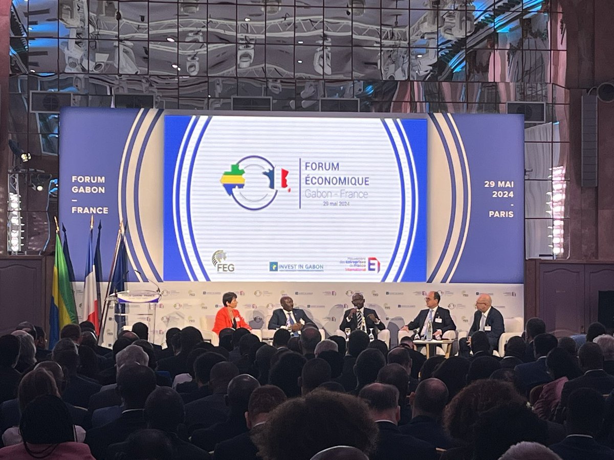 Le Forum #Gabon - #France fait salle comble à #Paris avec @MEDEF_I et @CIAN_Afrique pour un partenariat renouvelé @Franceaugabon @la_feg @InvestinGabon