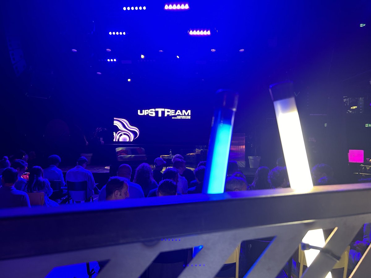 CleantechblogNL's tweet photo. Vandaag het eerste bezoek aan startup festival Upstream! Ben benieuwd naar de verschillende startups. Het programma is in ieder geval veelbelovend! https://t.co/lM21dcW9hr