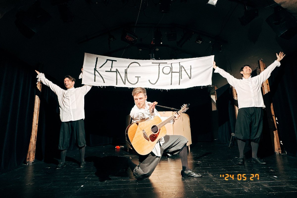 Rendered Retina tweet media