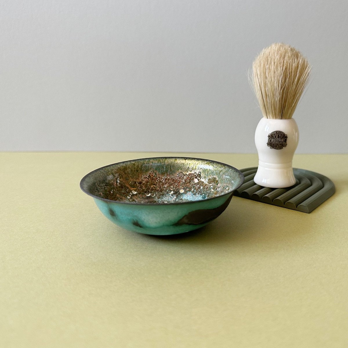 Unique Handmade Enamel Shaving Bowl for a Luxurious Wet Shave tuppu.net/af3c6b4 #bizbubble #MHHSBD ##UKGiftHour #HandmadeHour #UKHashtags #inbizhour #giftideas #shopsmall #GreenAndTurquoise