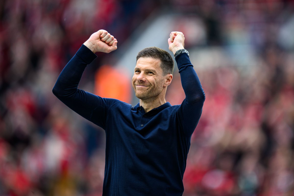 🤩 @XabiAlonso hat den @Globe_Soccer Award in der Kategorie 'Bester Trainer' gewonnen! 😍 Herzlichen Glückwunsch, Xabi, die Auszeichnung hast du dir mehr als verdient! 🎉

#Bayer04 | #Alonso