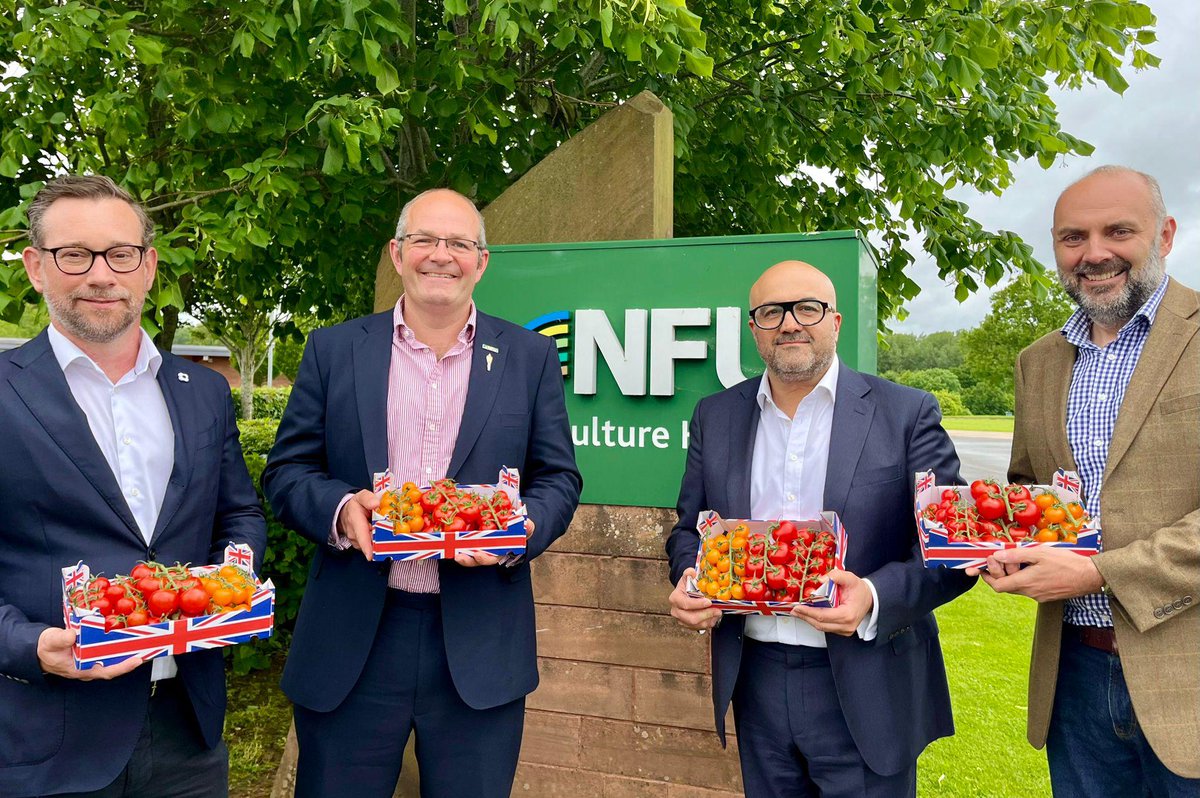 NFU President Tom Bradshaw (<a href="/ProagriLtd/">Tom Bradshaw</a>) met with <a href="/Britishtomatoes/">BritishTomatoGrowers</a> to discuss the challenges &amp; opportunities facing the horticulture sector &amp; the implications of the General Election.

📸Paul Faulkner, Tom, Andrew Billet &amp; Simon Conway. #BackBritishFarming #Britishtomatofortnight