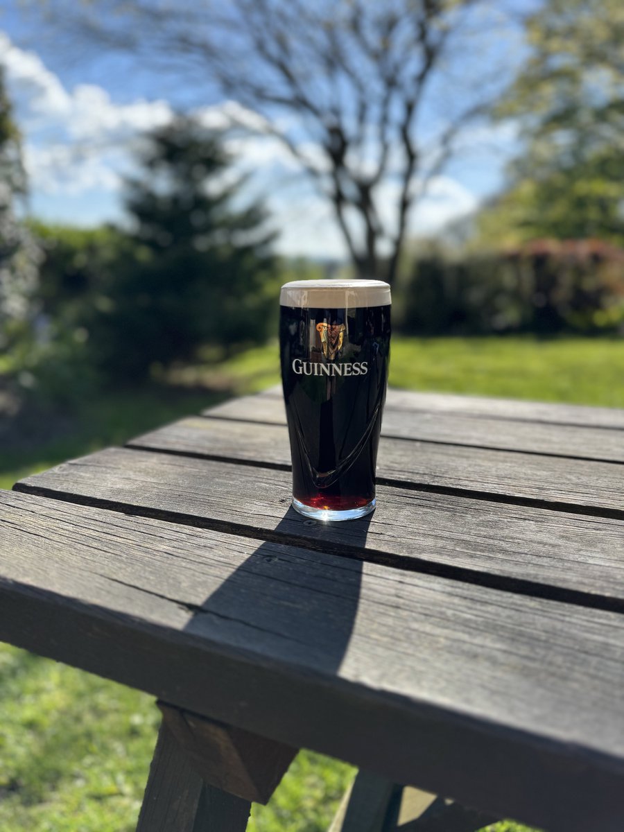 penllwyndu's tweet photo. @Blodders633 @givandchill @wantedkinahan A pint with a view too :-) #value #Teifi #Valley #Cardigan #Ceredigion https://t.co/rwjHnEajCn