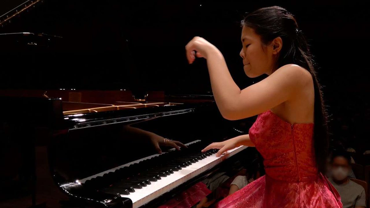 Ardent emotion rules a @EBU_HQ #FullScore concert- @ShindoMiyu performs Beethoven's 'Appassionata' Sonata, plus Schubert's Drei Klavierstücke. While we celebrate Nielsen's 'Inextinguishable' Symphony, & there's a hymn to the sun from Mascagni's 'Iris'. 1-4pm @RTElyricfm