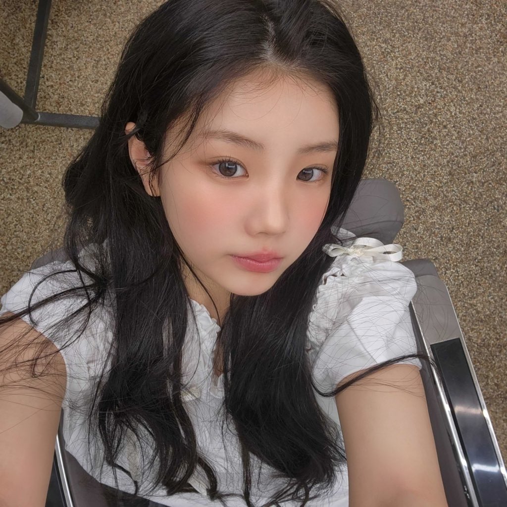 🦱💭😶‍🌫️뽀글뽀글뽀글

#ILLIT #아일릿 #WONHEE #원희