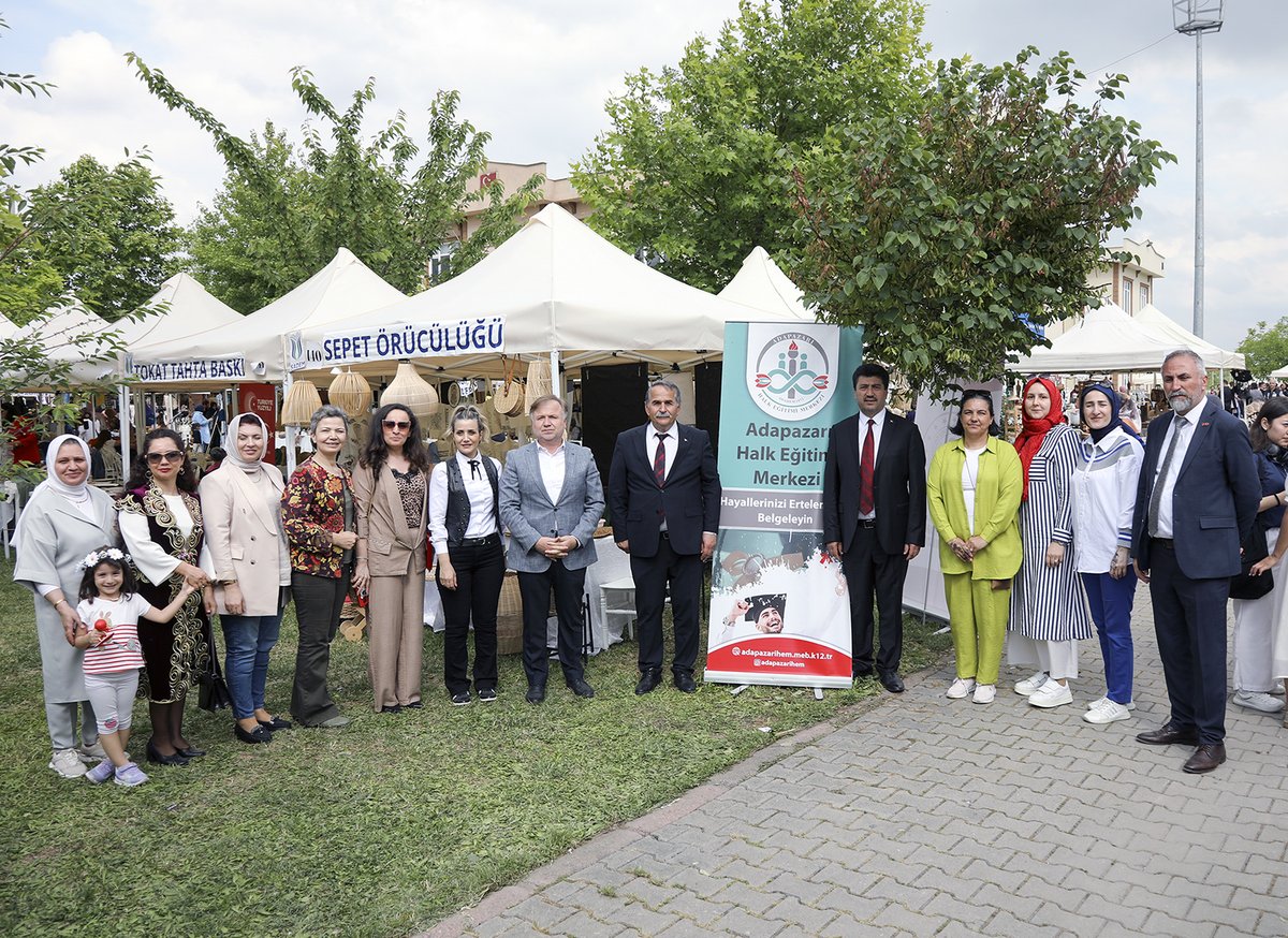 🗺️ Dil Eğitim-Öğretim Merkezimizde üniversite eğitimi kapsamında Türkçe öğrenen yabancı öğrencilerimize yönelik ‘3. Geleneksel Türk Kültürü Tanıtım Günleri’ düzenlendi.

Detaylar 👇
🔗 haber.subu.edu.tr/tr/node/1663