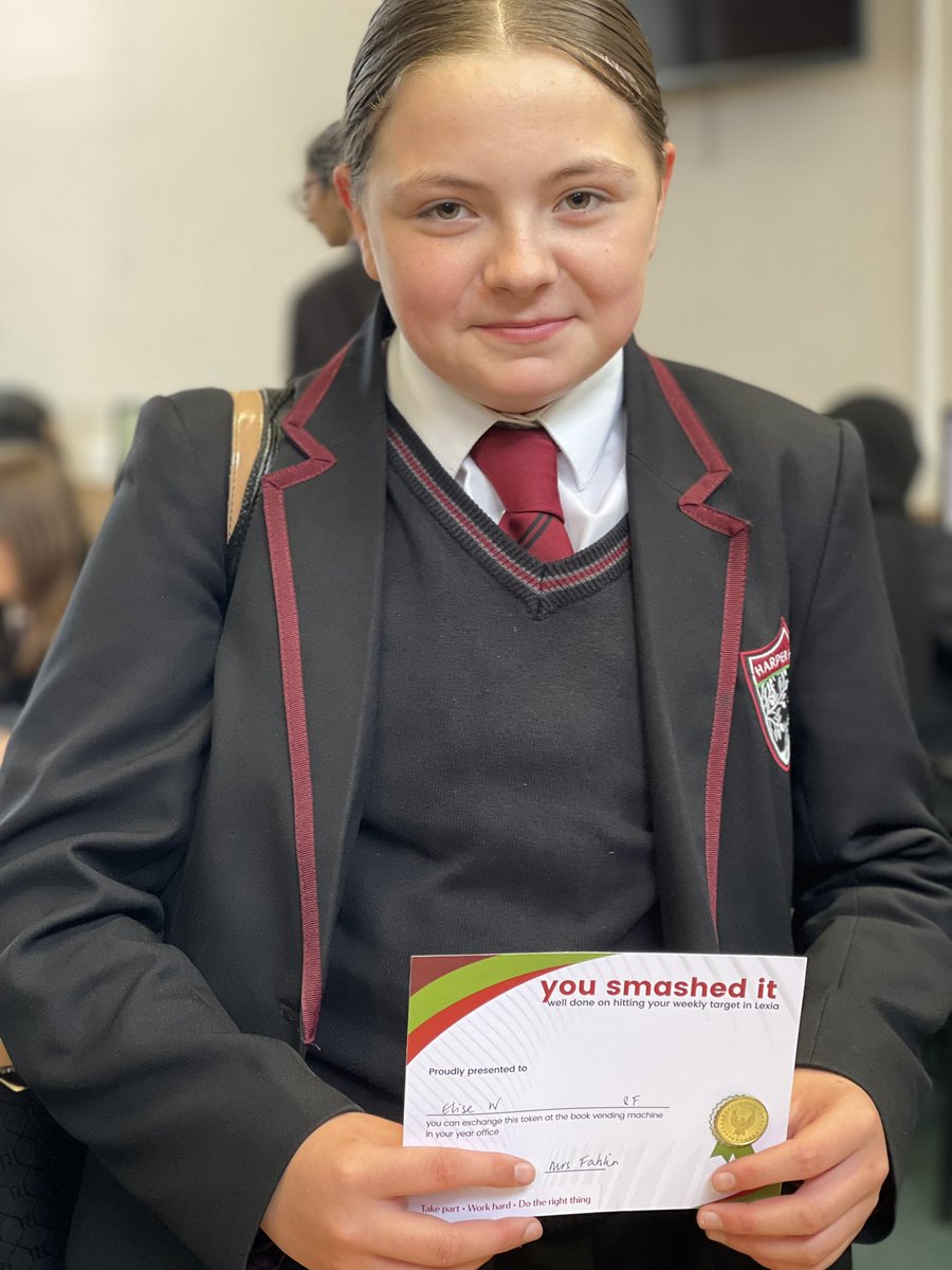 We have been celebrating achievements in #Lexia by awarding students who meet their weekly targets with book vending coins. Congratulations to William and Elise. @HarperGreen - we are so proud of you.