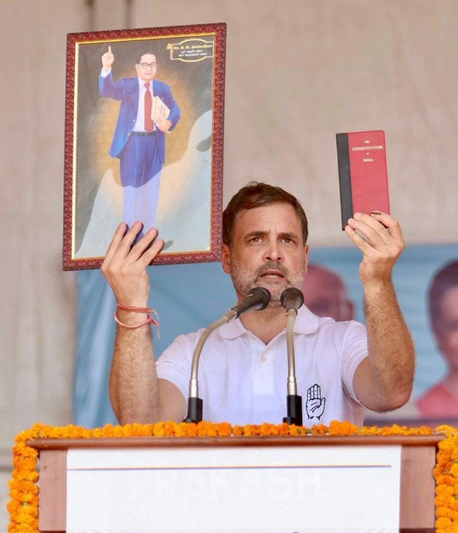NadeemjavedINC's tweet photo. शीर्ष नेतृत्व के निर्देशानुसार पिछले कई दिनों से वाराणसी लोकसभा क्षेत्र में प्रचार अभियान में कार्य करते हुए, कल जननायक श्री @RahulGandhi जी और पूर्व मुख्यमंत्री श्री @yadavakhilesh जी के साथ, INDIA गठबंधन से कांग्रेस प्रत्याशी श्री @kashikirai जी के समर्थन में आयोजित विशाल जनसभा को संबोधित करने का अवसर मिला।

देश में लोकतंत्र और संविधान की रक्षा के लिए कांग्रेस एवं समाजवादी विचारधारा के हज़ारों कार्यकर्ता एवं क्षेत्रवासी उपस्थित रहे और सभा को ऐतिहासिक बनाया। 

अंतिम चरण का मतदान, देश में तानाशाही का अंत करेगा। 4 जून के परिणाम ऐतिहासिक होंगे। #INDIA की सरकार बनेगी।

#LokSabhaElection2024
#HathBadalegaHalaat 
#indiaallince