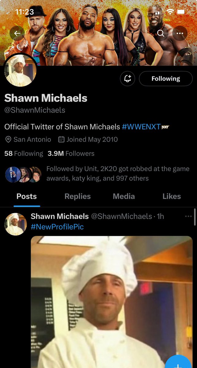 Shawn Michaels changed his profile pic 😂😂😂