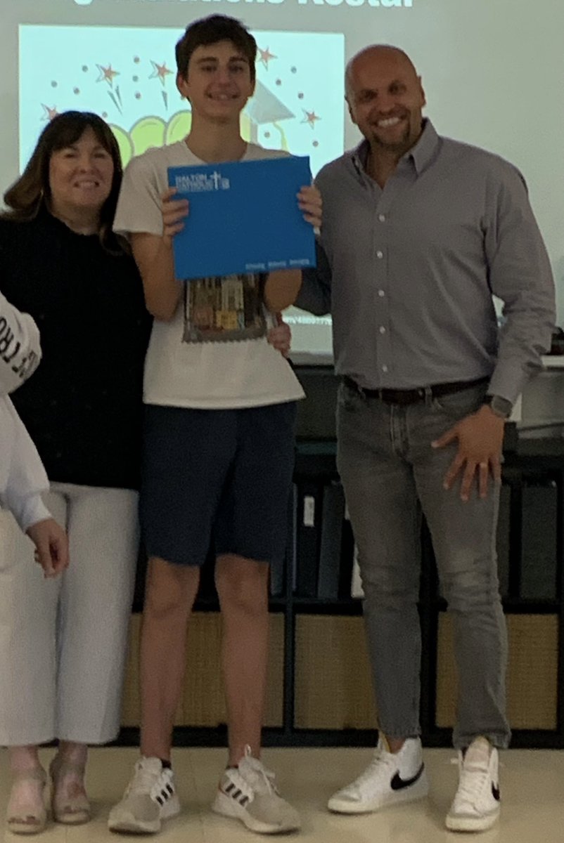 mrspilozzi's tweet image. Early graduation celebrations for our K today. We are so proud of you. You are off on an exciting new adventure. You will be forever in our hearts. 🥹❤️#ESCOakville @SJPIIOakville