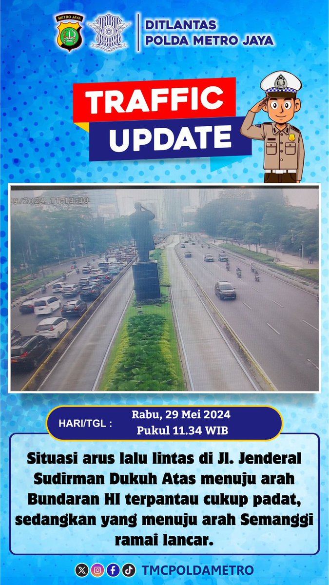 Situasi arus lalu lintas di Jl. Jenderal Sudirman Dukuh Atas menuju arah Bundaran HI terpantau cukup padat, sedangkan yang menuju arah Semanggi ramai lancar.