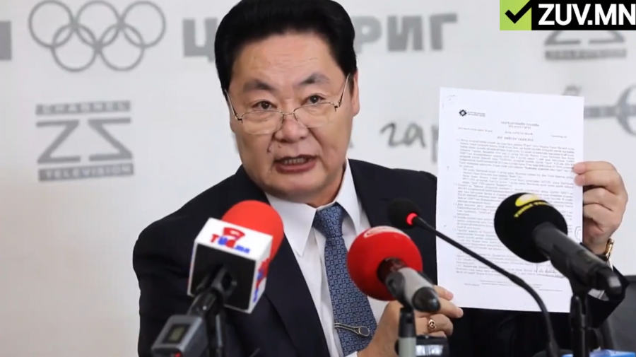 Ц.Гарамжав гуайг биш эрэлийн Эрдэнэбатыг барьж хорьж шалгаж юмаа олж авахгүй юм уу.

Нэг нь бүтээн байгуулагч өнөөх нь зүгээр л луйварчин