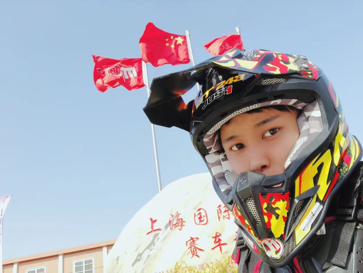 #长沙同志spa 
#长沙同志按摩 
#长沙彩虹 
#长沙mb
#长沙男模
#长沙男男