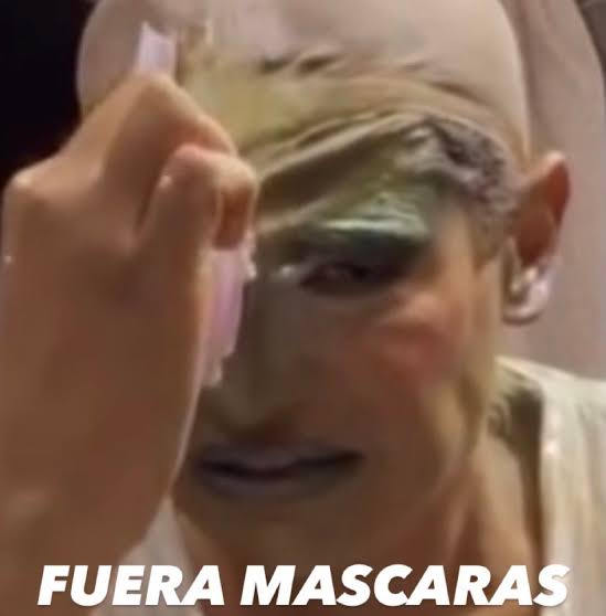larevueltita_'s tweet photo. No mamen la canción de Vivir Quintana sólo nos vuelve a recordar que el feminismo burgués, blanco, apestoso y oportunista todavía existe, qué asco. https://t.co/AcIkDzL1La