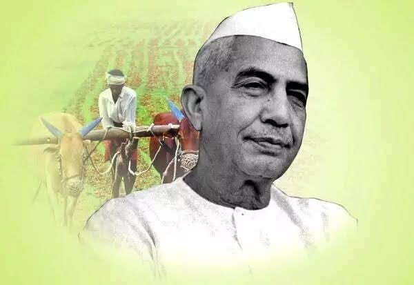 भारत के पूर्व प्रधानमंत्री एवं किसान नेता 'भारत रत्न' चौधरी चरण सिंह जी की पुण्यतिथि पर श्रद्धांजलि।