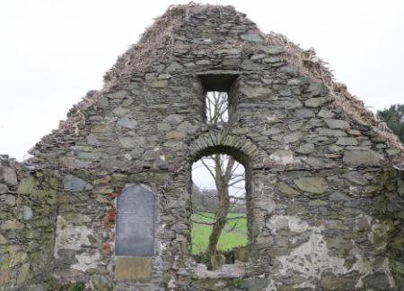 29 May: St Cummain, daughter of Allén of Daire Ingen Aillén/#Ballyphilip, Ards, Co. #Down. Described as 'the pure and good' in Martyrology of Óengus. 17th C, where Presbyterians worshipped, including James Maxwell; grave there; d. fighting in 1798 U.I. rebellion. 📷©porticoards