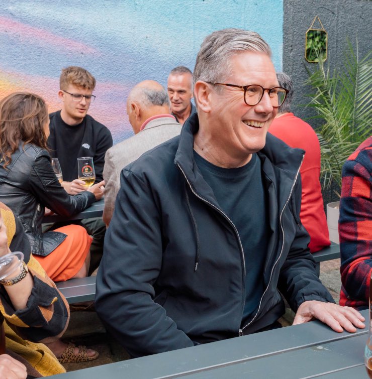 Harry Cole tweet media