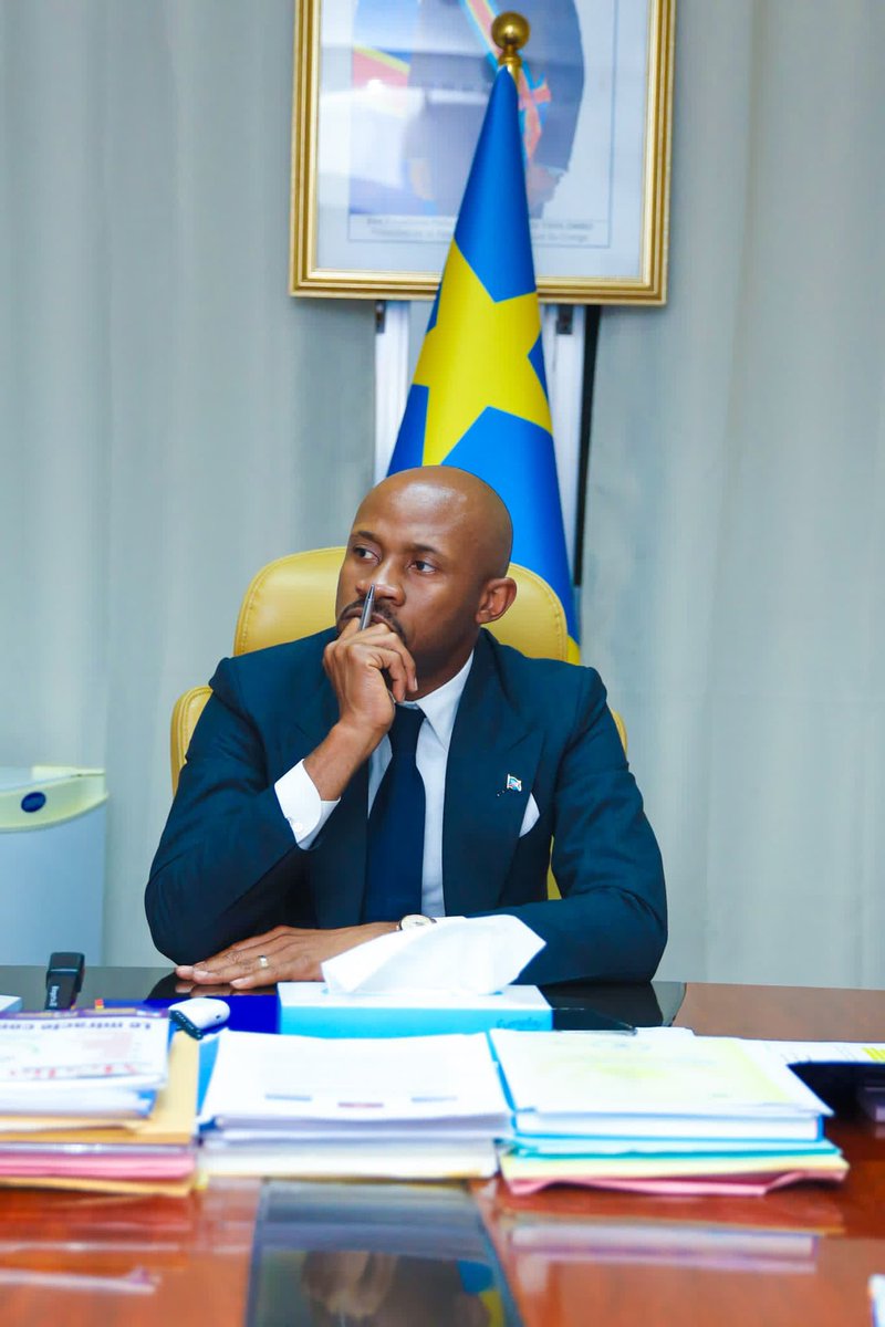 LesMuyaya's tweet photo. #RDC: Au service de la Patrie 🇨🇩avec plus d’intelligence, d’engagement et de détermination.💪
L’histoire continue !!! L’homme continue sa mission!!
#ChangementDeNarratif
#BendeleEkweyaTe 🇨🇩🇨🇩🇨🇩
#AzalaZala https://t.co/6rRYJaAubl