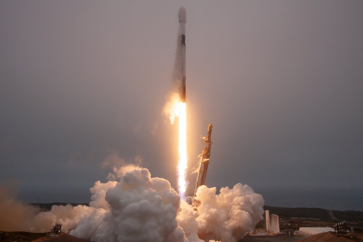 SpaceX tweet picture