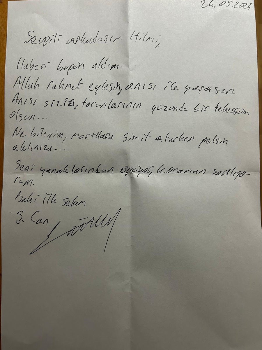 Bu süreçte tüm söz, dilek ve mesajlar çok kıymetliydi. Ama bir mektup var ki o başka dokundu. Dostum, kardeşim Can Atalay avukat görüşünde durumu öğrenince kağıdı kalemi almış yazmış. Mavi göğün altında daha özgür daha adil daha eşit bir Türkiye için buluşacağız 💙 @CanAtalay1