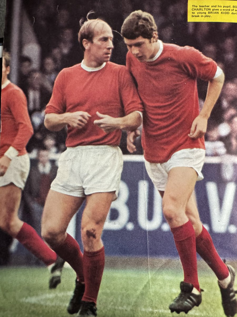 Bobby Charlton and Brian Kidd of Manchester United