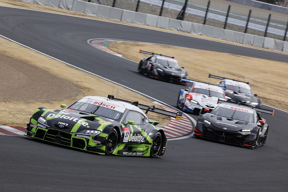 Gli orari italiani del terzo round di Super GT a Suzuka:

Sabato 01/06
Prove libere 1 (2.45-4.30)
Q1 GT300 & GT500 (8.00-8.43)
Q2 GT300 & GT500 (8.53-9.39)

Domenica 02/06
Warm up (5.00-5.20)
Gara (6.30, 3h di gara)

#SUPERGT #SUPERGT2024