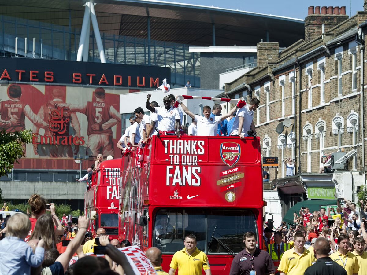 chekanerice's tweet photo. @WelBeast You guys literally did a parade for winning an FA cup lol https://t.co/EXgMHYi1hj