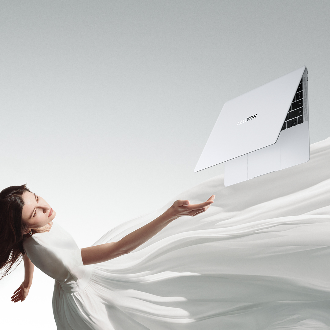 HuaweiArabia's tweet image. Light as a feather, powerful as a titan: our ultralight #HUAWEIMateBookXPro is 980g of innovation and elegance. 💫 
Order now: bit.ly/3R5YBIz