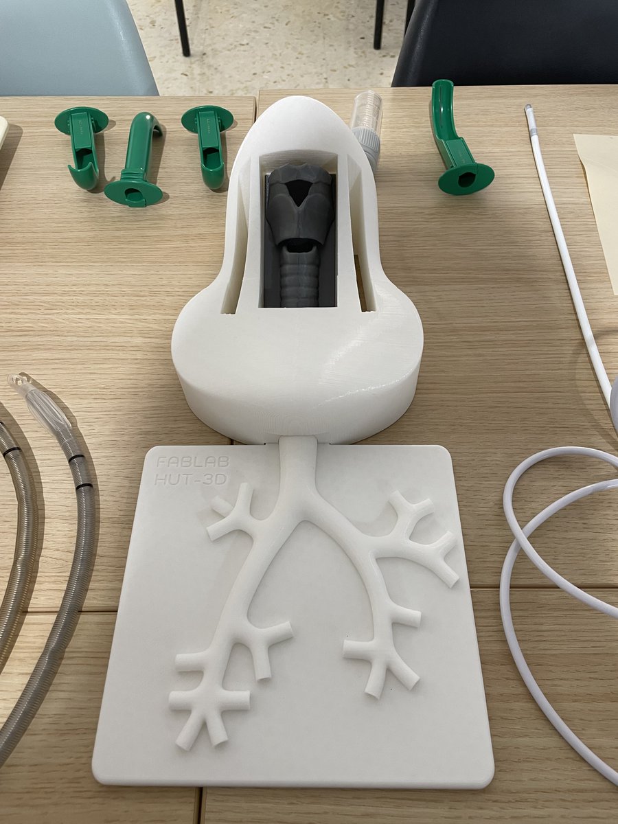 💚Desde Unidad de Formación agradecemos la colaboración del Área de Impresión 3D y Biomodelado de <a href="/FABLAB_HUT3D/">FABLAB_HUT3D</a>  <a href="/parayos/">Jose Luis Ruiz</a> del <a href="/TorrecardenasHU/">Hospital Universitario Torrecárdenas</a> por el modelo para el curso de vía aérea💚
🔝 ¡Mejorando la formación sanitaria desde la #innovación !
