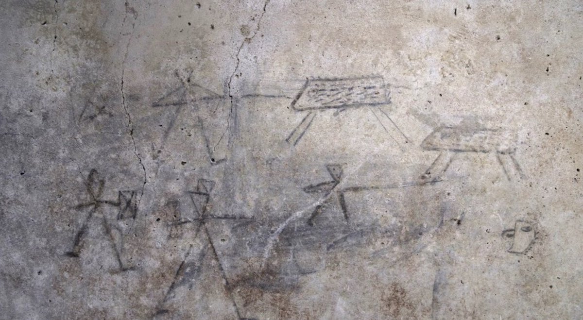 Troben dibuixos infantils de gladiadors al pati d'una vil·la romana de Pompeia ccma.cat/324/troben-dib…
