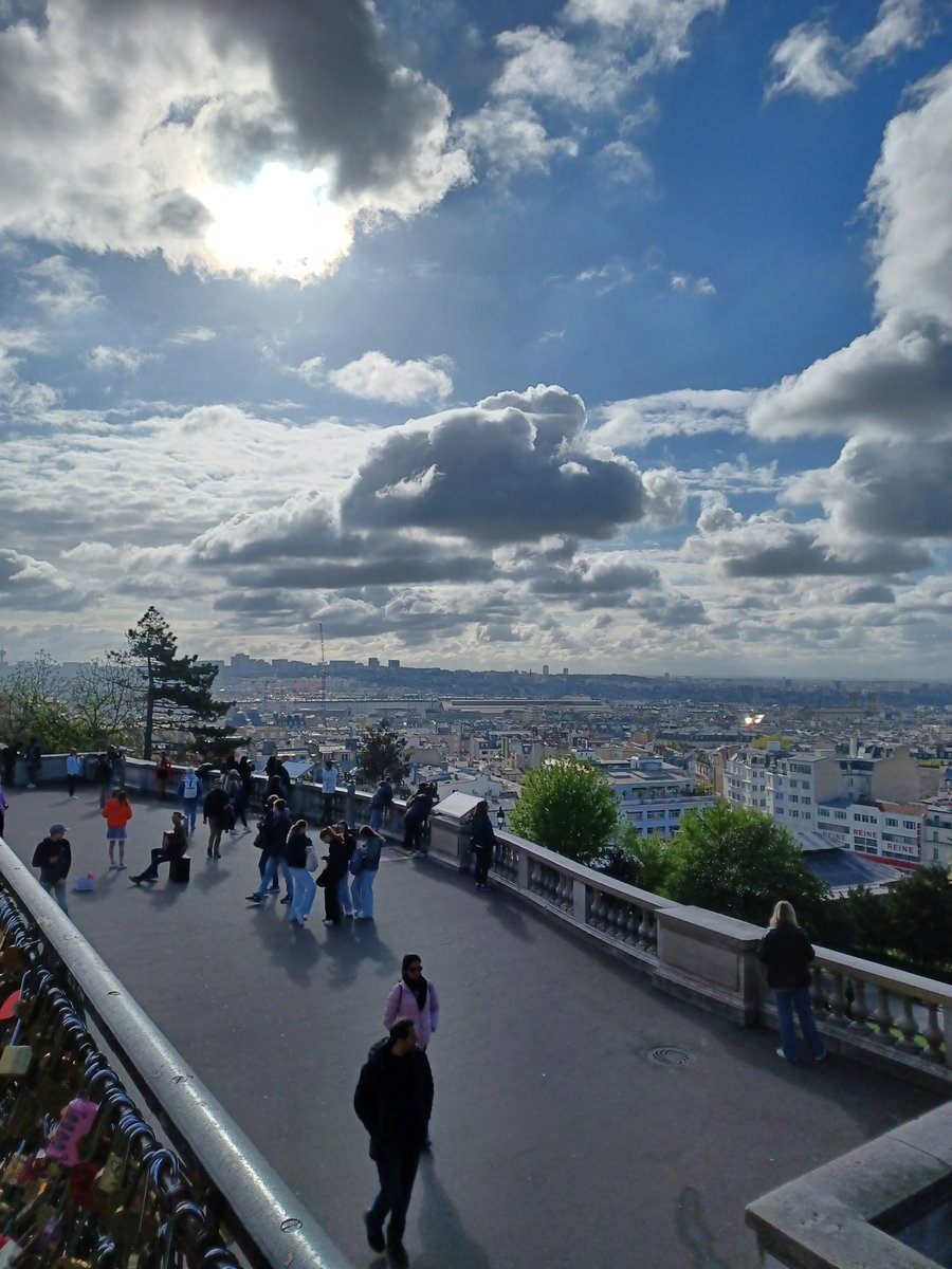 #AlphabetChallenge #WeekV V is for view and vista #Paris