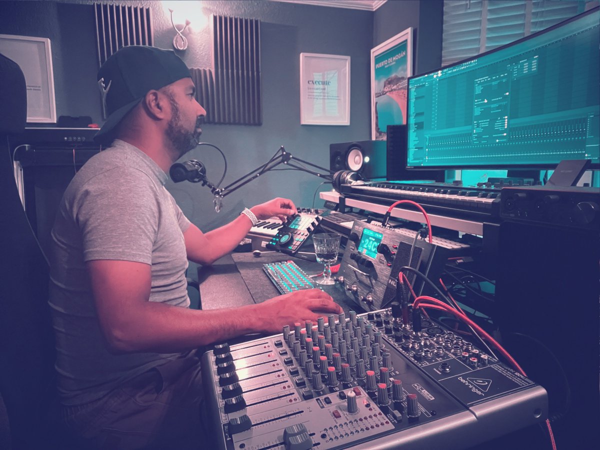 🚀 Check out my latest blog post for updates on what is happening at the Mega 'G' camp! News on my New #synthwave single, EP, Merch, services, and lots more megaglitchmusic.com/behind-closed-…