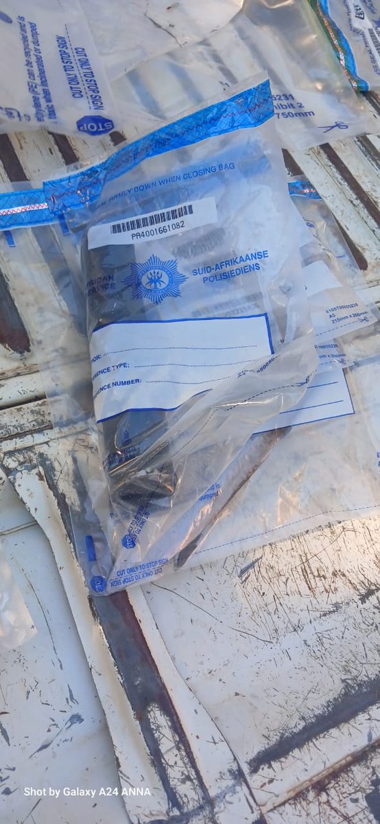 #sapsLIM A joint operation executed in Dwaalboom has led to the apprehension of two suspects in connection with a #RhinoPoaching incident that took place in the early hours on Monday 27/05 at a local Nature Reserve. Knives, hunting rifle and ammo seized. #EnviroCrimes ME