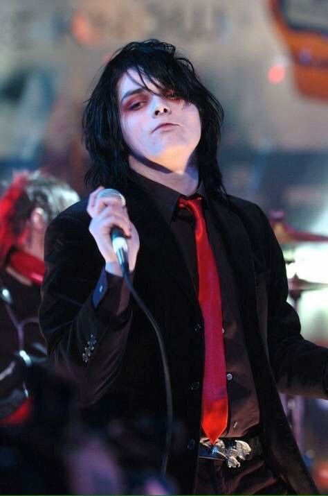 cemeteryxxdrive's tweet photo. her https://t.co/EKRRaAzj9Z