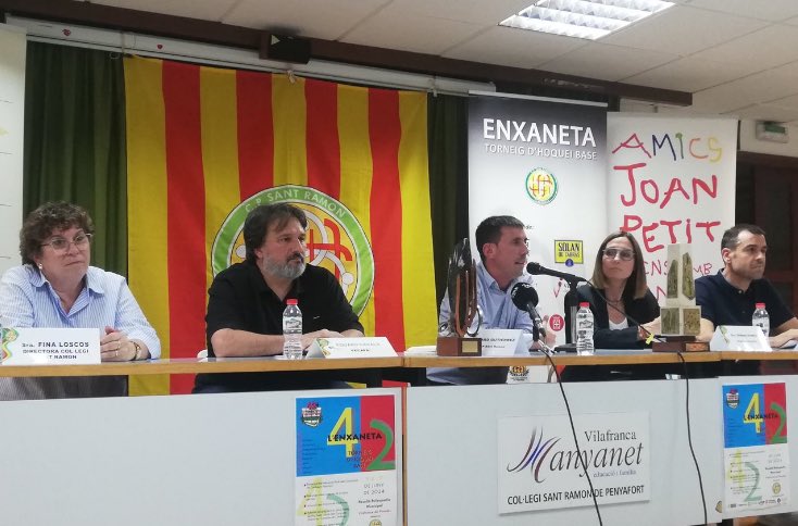 Eduard Casals, vicepresident FCP posa en valor el 42è torneig de l’Enxaneta: “Segons va dir Ramon Basiana, l’Enxaneta és el millor torneig d’hoquei base del món. 
A Vilafranca els esports sobre rodes fan pinya x créixer ben alt. Gràcies a tots els que ho feu possible” #esportcat