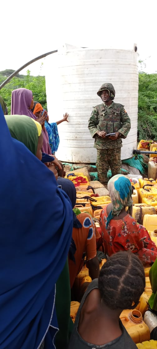 On Monday, #ATMIS #UPDF troops stationed at Buufow Forward Operating Base (FOB) in Lower Shabelle provided potable water to local communities in Buufow to address the water shortage in the area. Supporting local communities in #ATMIS Area of Responsibility forms part of