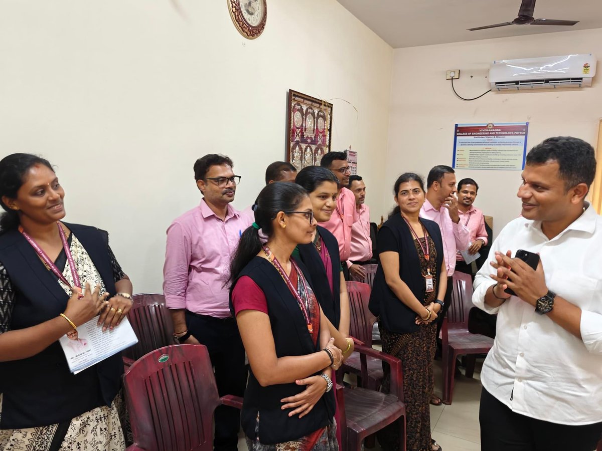 Glimpses from a visit to Vivekananda Educational Institution, Puttur where we interacted with the teaching & non-teaching staff and urged all to vote for our candidates of the Graduate & Teacher’s Constituency in the upcoming Legislative Council election. @DhananjayaSarji