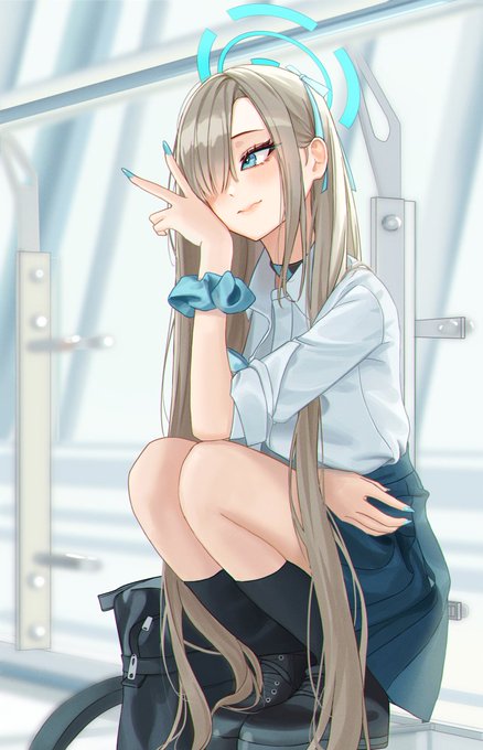 「blue nails long hair」 illustration images(Latest)