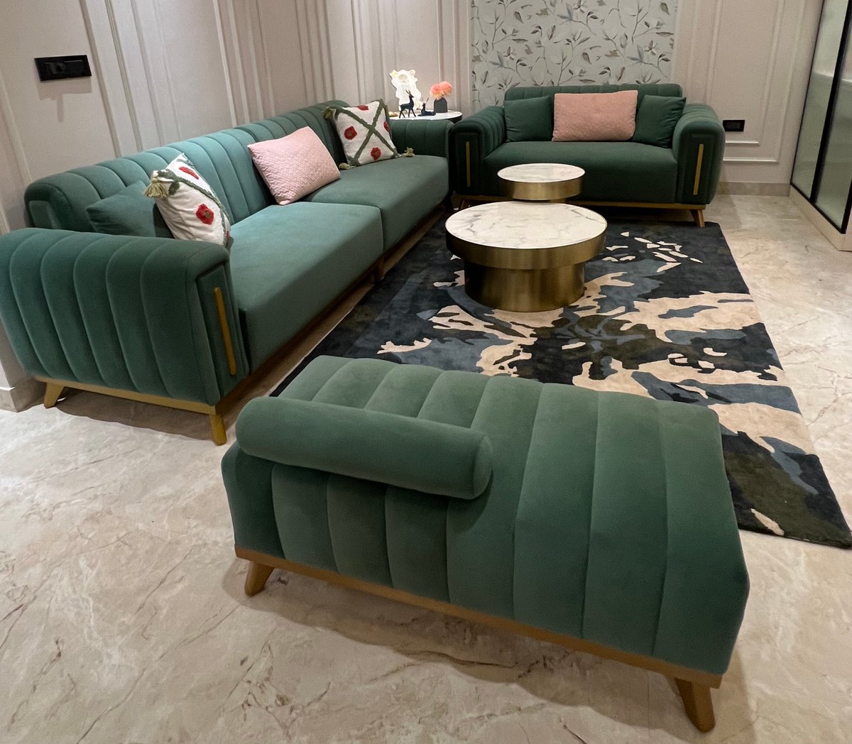 mmaiinterior's tweet image. Experience unparalleled comfort and timeless elegance with our meticulously crafted sofas, designed to elevate your living space.

Enquire now:
Call - +91 7014457056, +91 9999821775
Email - maheshwarimodular@gmail.com
Visit - mmai.in

#sofainterior #sofainteriør