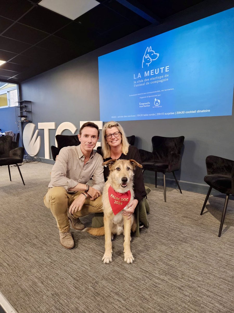 Très belle soirée d’échanges et de débats avec #LaMeute et #mypetagency autour de la place de l’animal de compagnie dans les médias. 
#carinecelibert <a href="/KatiaRenard/">Katia Renard</a> <a href="/LBmissveto/">Laetitia Barlerin</a> <a href="/lucasberullier/">Lucas Berullier</a> <a href="/EmpMonToutou/">Emprunte Mon Toutou</a>