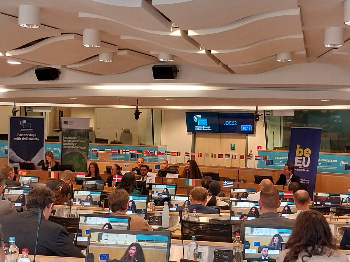 #EESCPartnership between @EUDefenceAgency & @EESC_NAT 

EDA IF CEED 3rd ANNUAL GENERAL CONFERENCE

🎤 @MariaNikolo
By fostering a more self-sufficient supply chain, the #circulareconomy could help reduce our exposure to geopolitical risks and supply chain disruptions