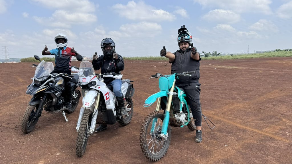We have officially partnered with KOVE bikes Kenya 😌💯  ALHAMDULILAH 🤲

They have some amazing bikes - yesterday I finally got to awaken my dirt bike skills after 4 years 

First Chinese team to finish the Dakar 2024 all three 450 cc RALLY race bikes 

Gonna be posting some