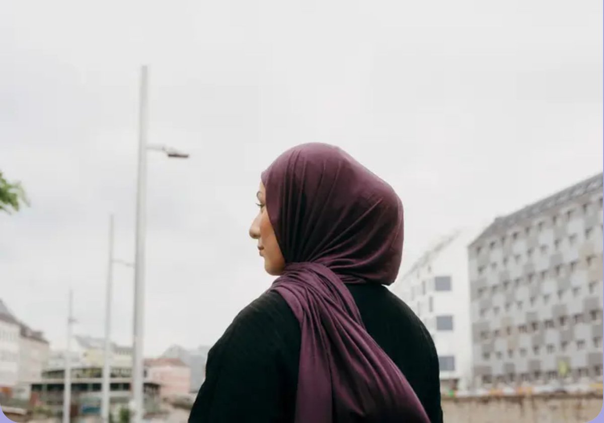 Es ist 2024 und #Frauen, die ein #Kopftuch tragen, verlieren ihre #Lehrstelle, den Job - oder bekommen erst gar keinen. Eine junge Wienerin hat mir ihre Geschichte erzählt
-> wienerzeitung.at/a/kuendigungsg…