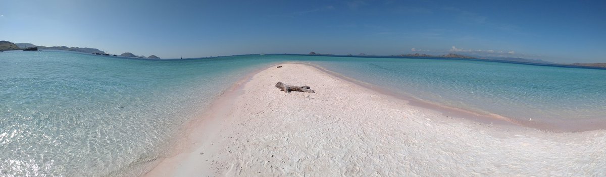 GuideRestos's tweet image. Banc de sable de Pulau Karangan 🇮🇩 archipel des Komodos