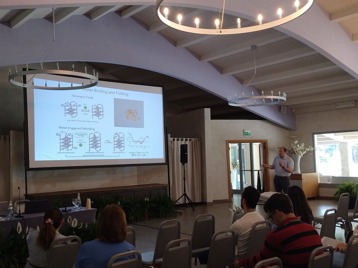 2nd ISC Summer School 2024 (@iscss2024) on Twitter photo Poster session has been heavy but we are ready to jump on the 4th day of #iscsummerschool2024 with <a href="/guido_clever/">Clever Lab</a> talking about multifunctional coordination cages Poster session has been heavy but we are ready to jump on the 4th day of #iscsummerschool2024 with <a href="/guido_clever/">Clever Lab</a> talking about multifunctional coordination cages