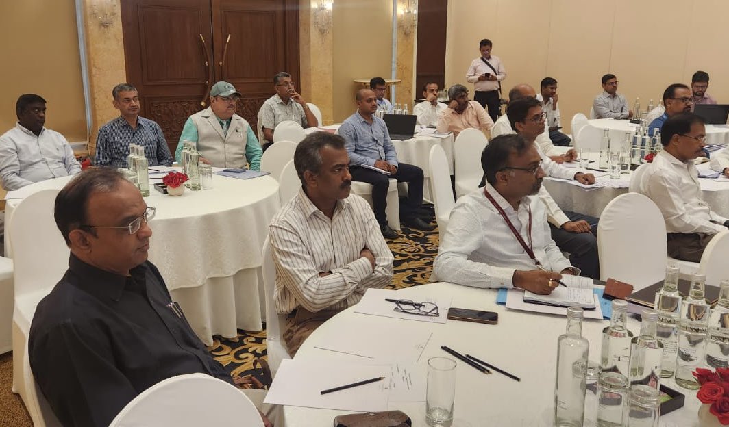 NAVIC - Neel Arth Vision Implementation Cell - #meeting on the theme #GreenInitiative & #PollutionControl is being chaired by Chairman @IWAI_ShipMin in New Delhi today to chalk out the roadmap to achieve goals set under #MIV2030 & #MAKV2047 

@mygovindia @mnreindia @shipmin_india